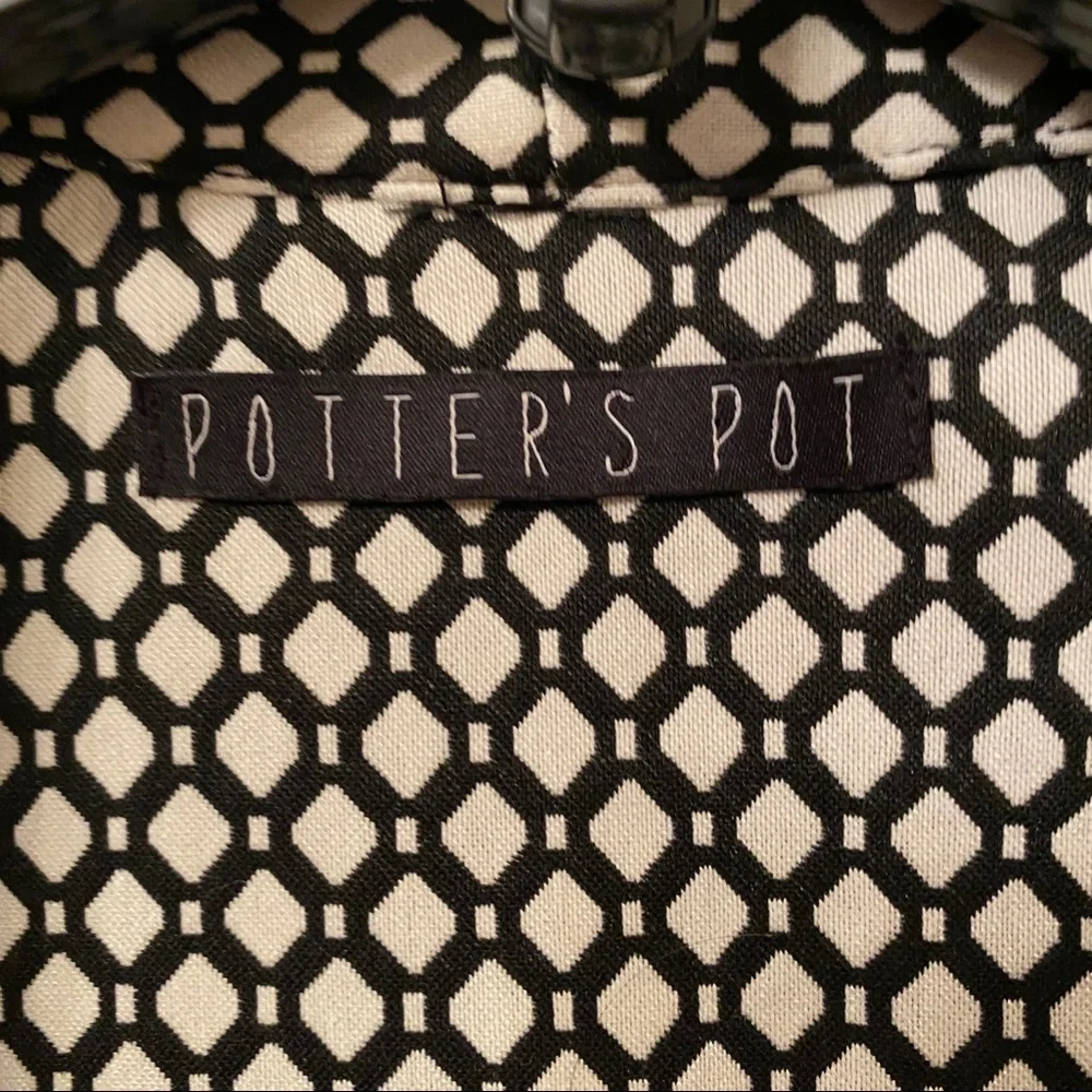 Potter’s Pot - Picture 4 of 5
